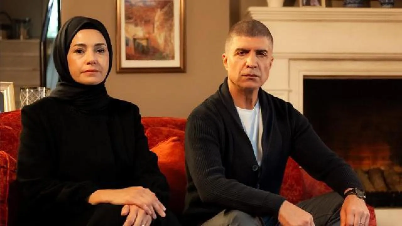 مسلسل البراعم الحمراء مترجم - الحلقة 1 الموسم 2