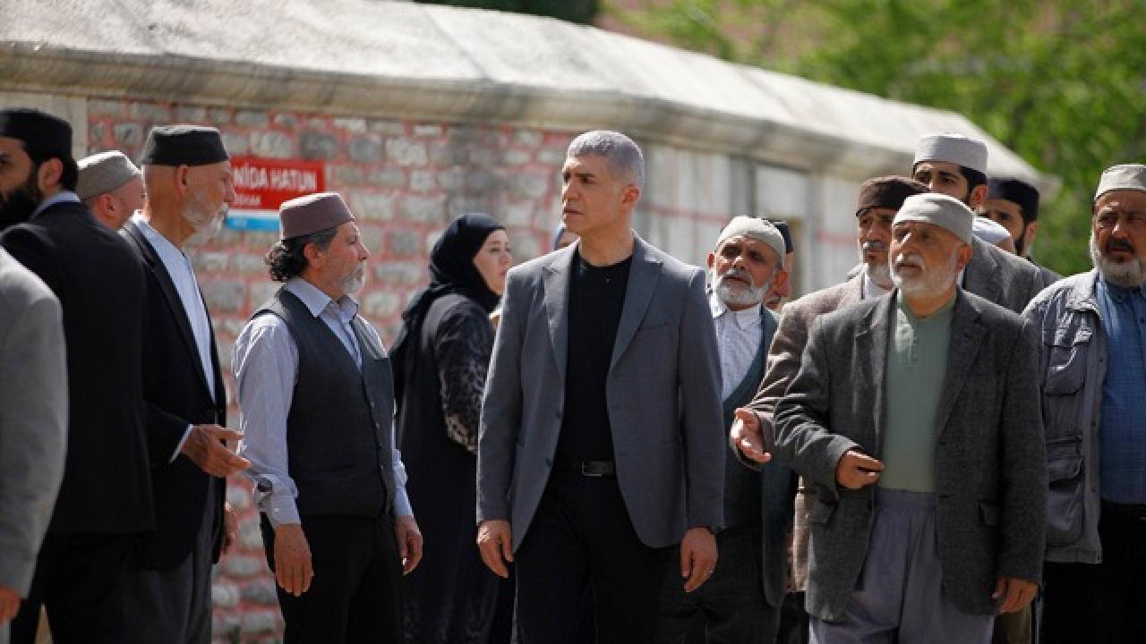 مسلسل البراعم الحمراء مترجم - الحلقة 20